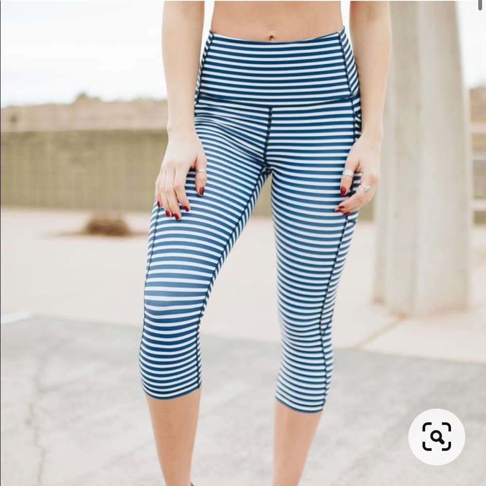 Senita Athletics High-waisted Capris in Nautical Stripe - size small